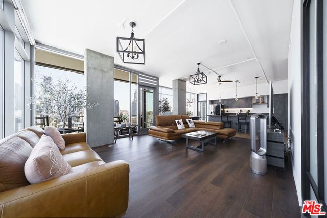 1100 S HOPE Street 1516, Los Angeles, CA 90015