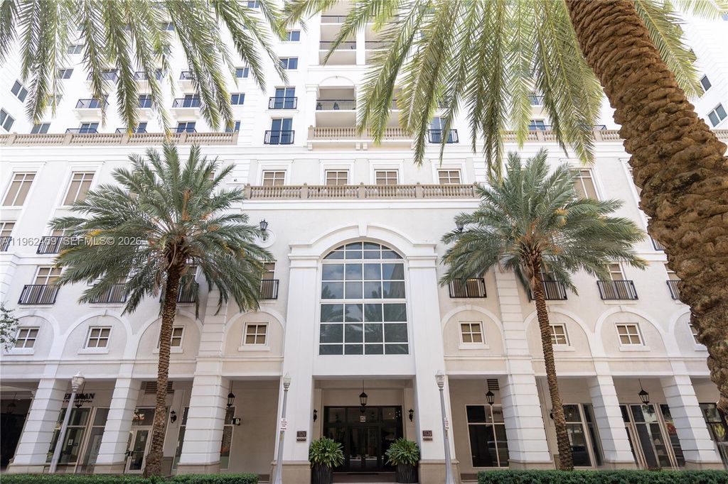 10 Aragon Ave 1105, Coral Gables, FL 33134