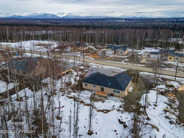 9449 W Palermo Circle, Wasilla, AK 99654