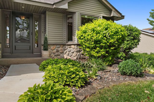 10452 61st Street NE, Albertville, MN 55301