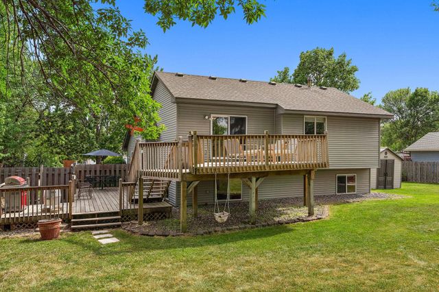 10452 61st Street NE, Albertville, MN 55301