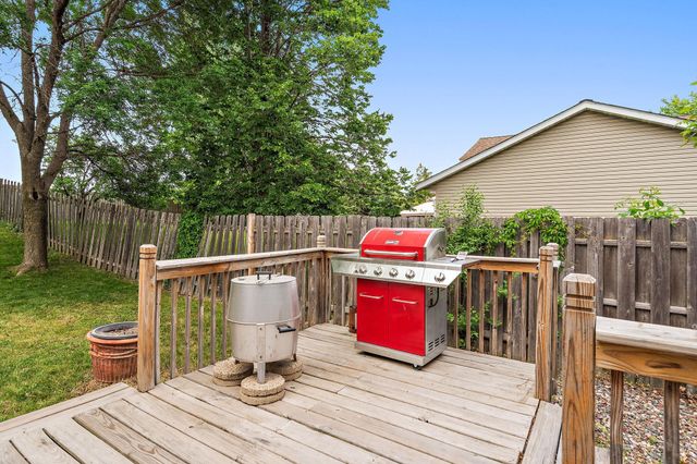 10452 61st Street NE, Albertville, MN 55301