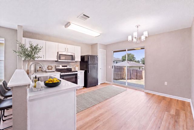 6024 Elfen WAY, Austin, TX 78724