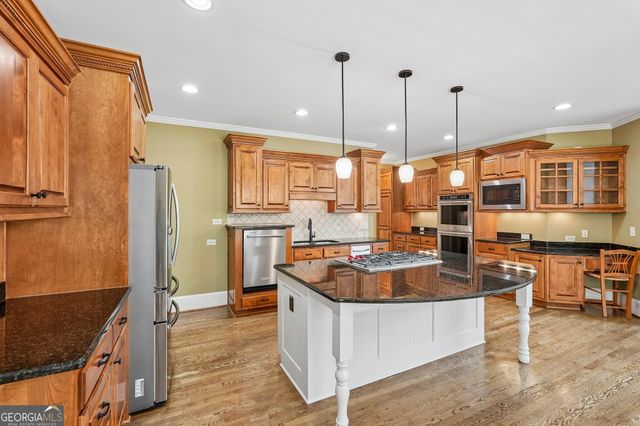 205 Fairway Overlook Drive, Acworth, GA 30101