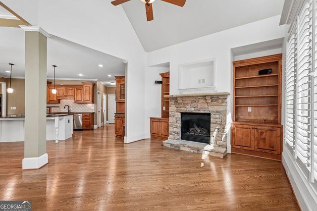 205 Fairway Overlook Drive, Acworth, GA 30101
