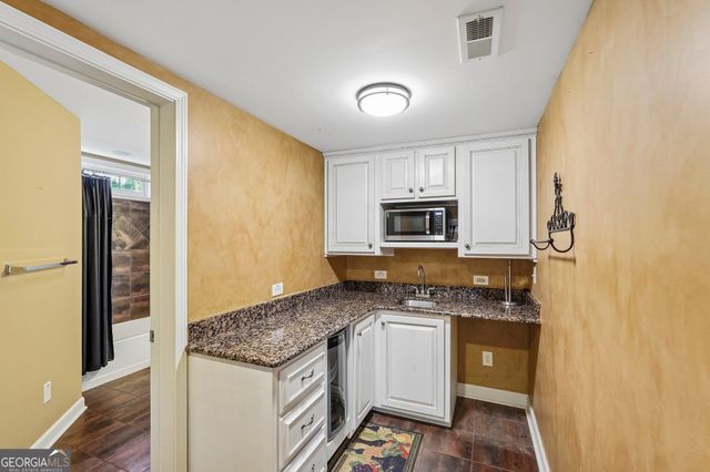 205 Fairway Overlook Drive, Acworth, GA 30101