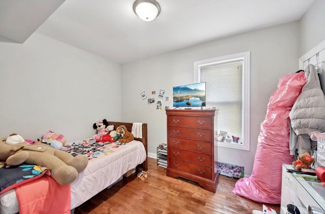 5309 W Henderson Street 1, Chicago, IL 60641