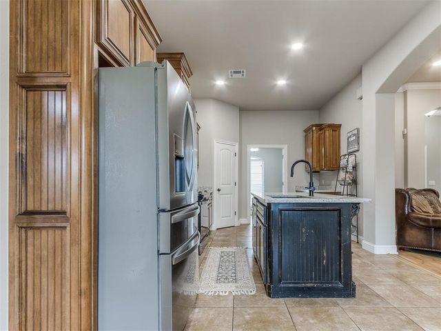 13692 S County Line Road, Cashion, OK 73016