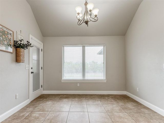 13692 S County Line Road, Cashion, OK 73016