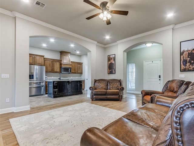 13692 S County Line Road, Cashion, OK 73016