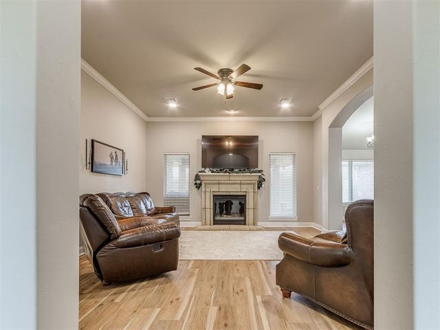 13692 S County Line Road, Cashion, OK 73016