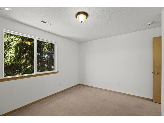 8733 N DANA Ave, Portland, OR 97203