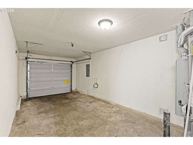 8733 N DANA Ave, Portland, OR 97203