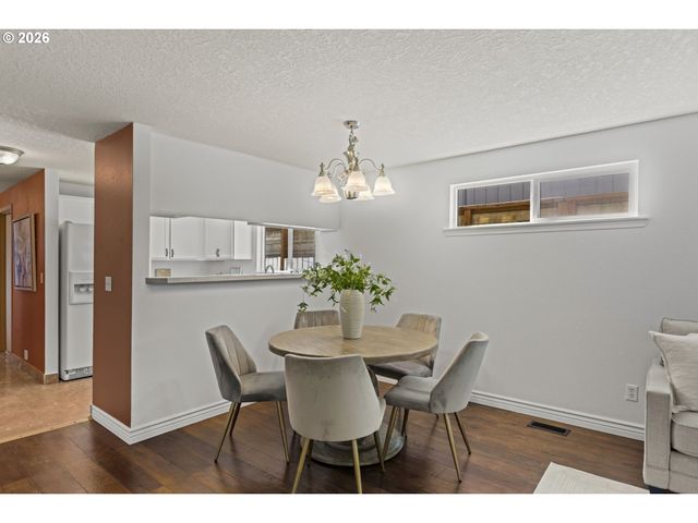 8733 N DANA Ave, Portland, OR 97203