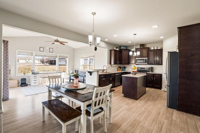 12940 79th PLACE, Bristol, WI 53104