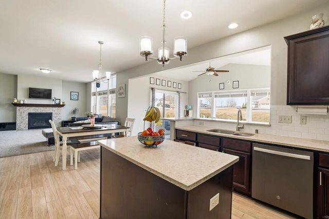 12940 79th PLACE, Bristol, WI 53104