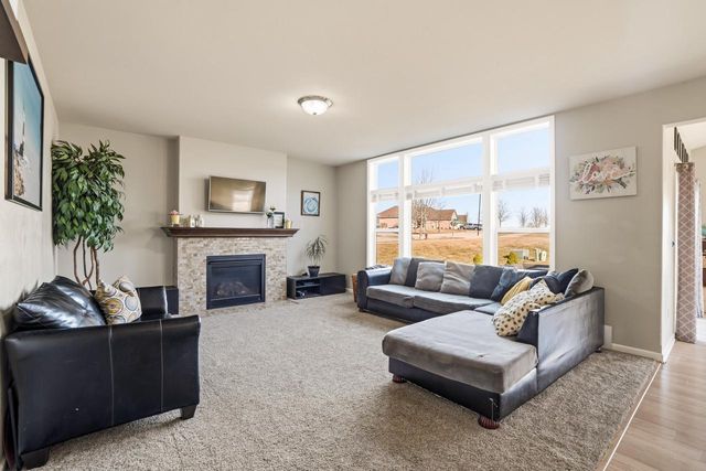 12940 79th PLACE, Bristol, WI 53104