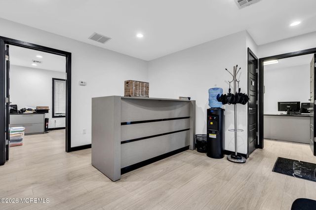 435 E County Line Road, Lakewood, NJ 08701