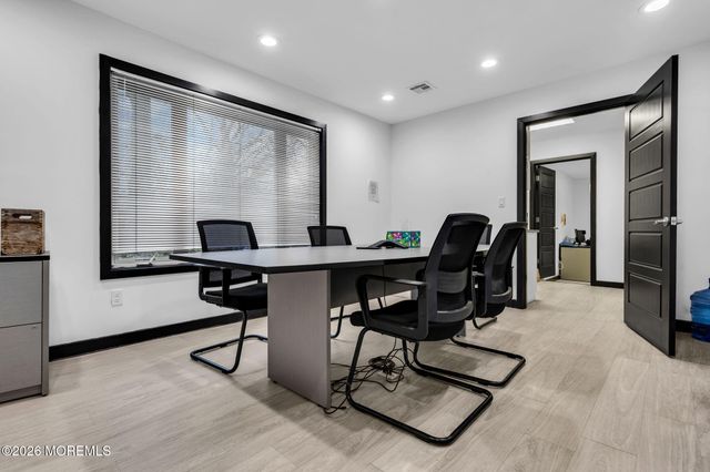 435 E County Line Road, Lakewood, NJ 08701