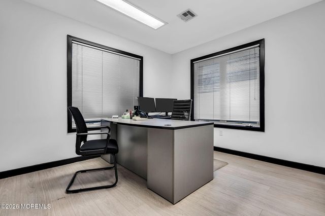 435 E County Line Road, Lakewood, NJ 08701