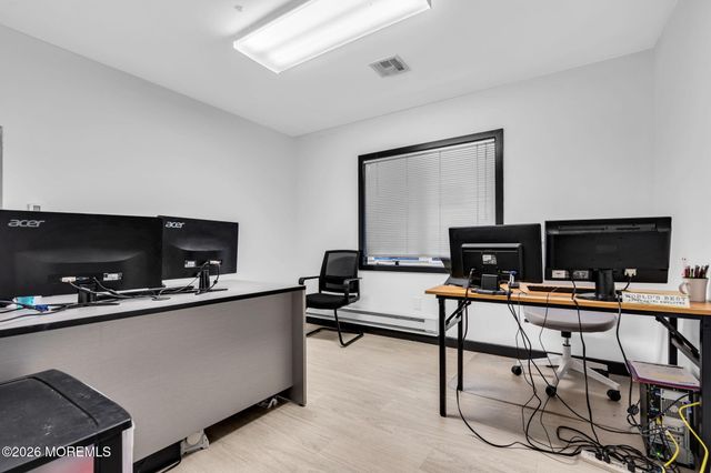 435 E County Line Road, Lakewood, NJ 08701