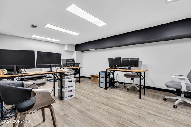 435 E County Line Road, Lakewood, NJ 08701