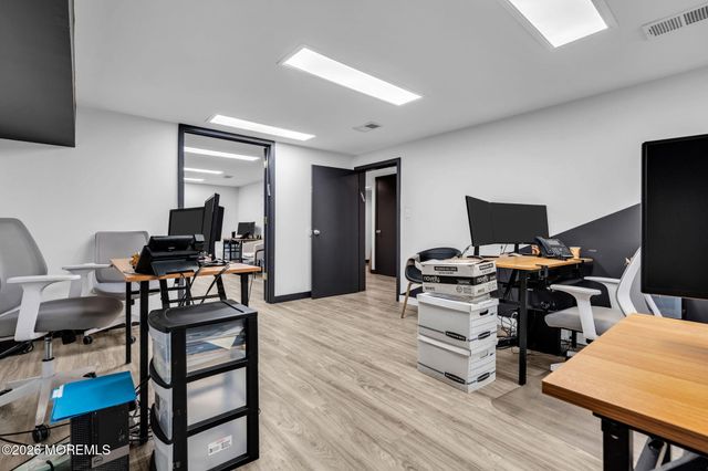 435 E County Line Road, Lakewood, NJ 08701