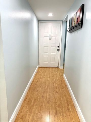 7302 S Devon Drive 307, Fort Lauderdale, FL 33321