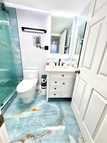 7302 S Devon Drive 307, Fort Lauderdale, FL 33321