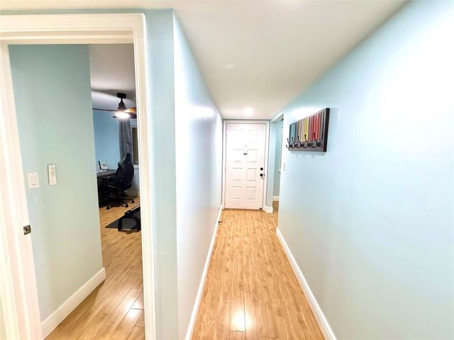 7302 S Devon Drive 307, Fort Lauderdale, FL 33321