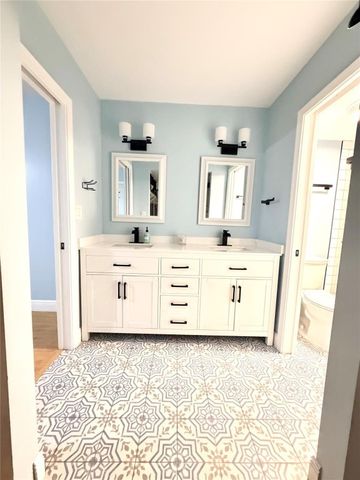 7302 S Devon Drive 307, Fort Lauderdale, FL 33321