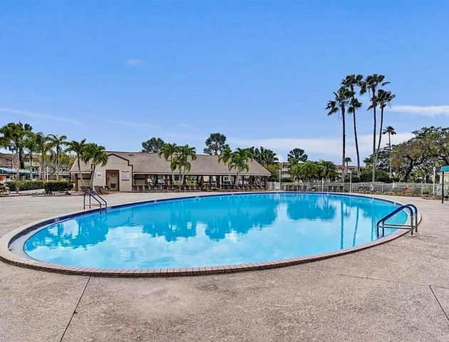 7302 S Devon Drive 307, Fort Lauderdale, FL 33321