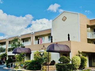 7302 S Devon Drive 307, Fort Lauderdale, FL 33321