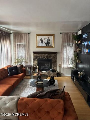 34 1st Street, Manchester, NJ 08759