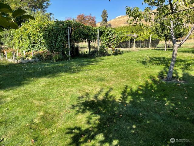 103 Wolf Fork Road, Dayton, WA 99328