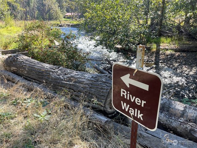 103 Wolf Fork Road, Dayton, WA 99328