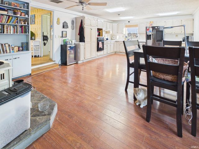 201 N Greenbriar Road, Muncie, IN 47304