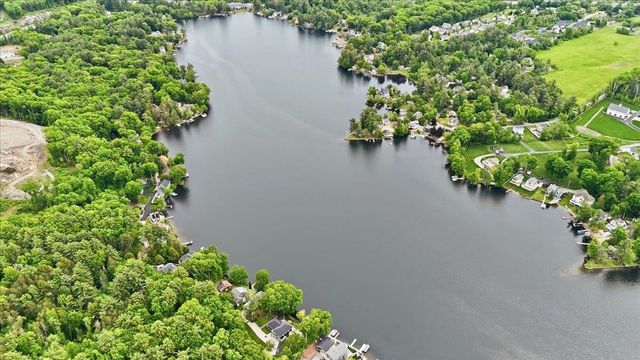 27 North Shore Road, Windham, NH 03087