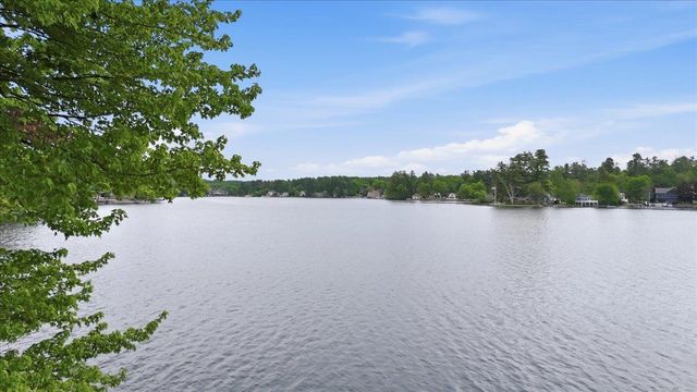 27 North Shore Road, Windham, NH 03087