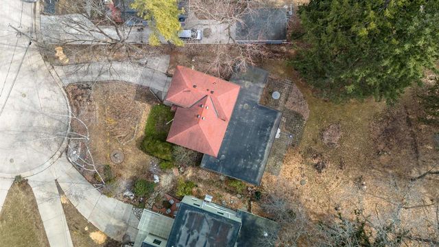 5745 Bittersweet Place, Madison, WI 53705