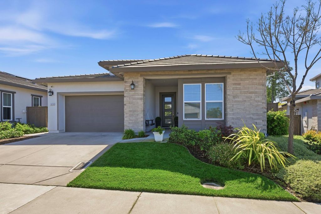 3058 Whistling Way, El Dorado Hills, CA 95762