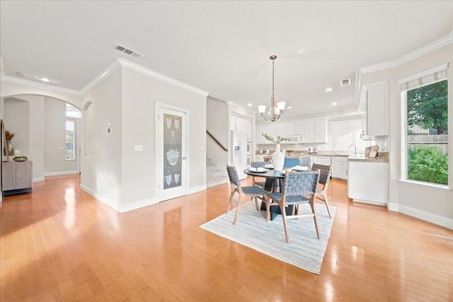 9269 Moondancer Cir, Roseville, CA 95747