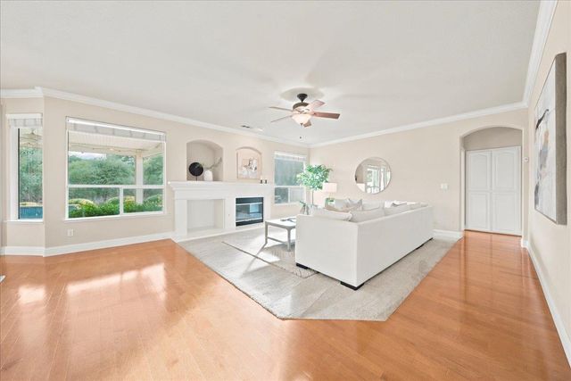 9269 Moondancer Cir, Roseville, CA 95747