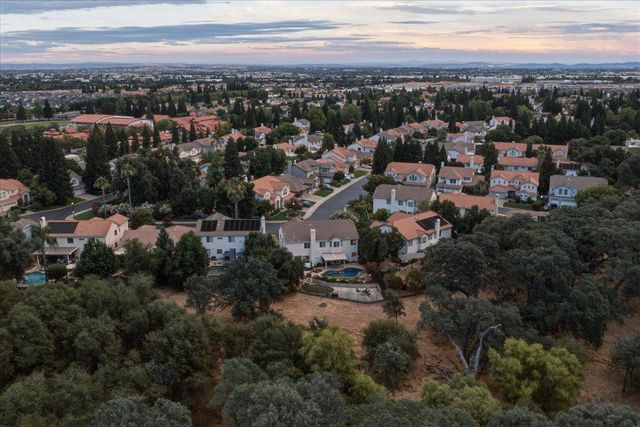 9269 Moondancer Cir, Roseville, CA 95747
