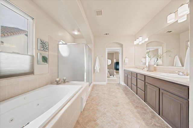 9269 Moondancer Cir, Roseville, CA 95747