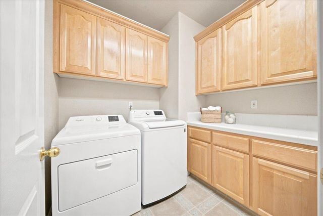 9269 Moondancer Cir, Roseville, CA 95747