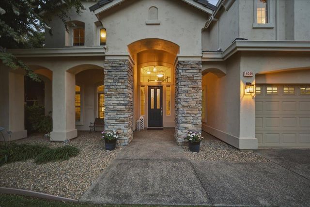 9269 Moondancer Cir, Roseville, CA 95747