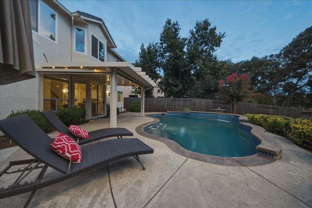 9269 Moondancer Cir, Roseville, CA 95747