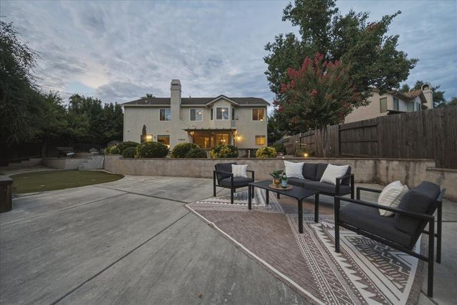 9269 Moondancer Cir, Roseville, CA 95747