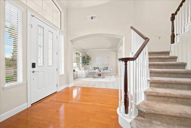 9269 Moondancer Cir, Roseville, CA 95747